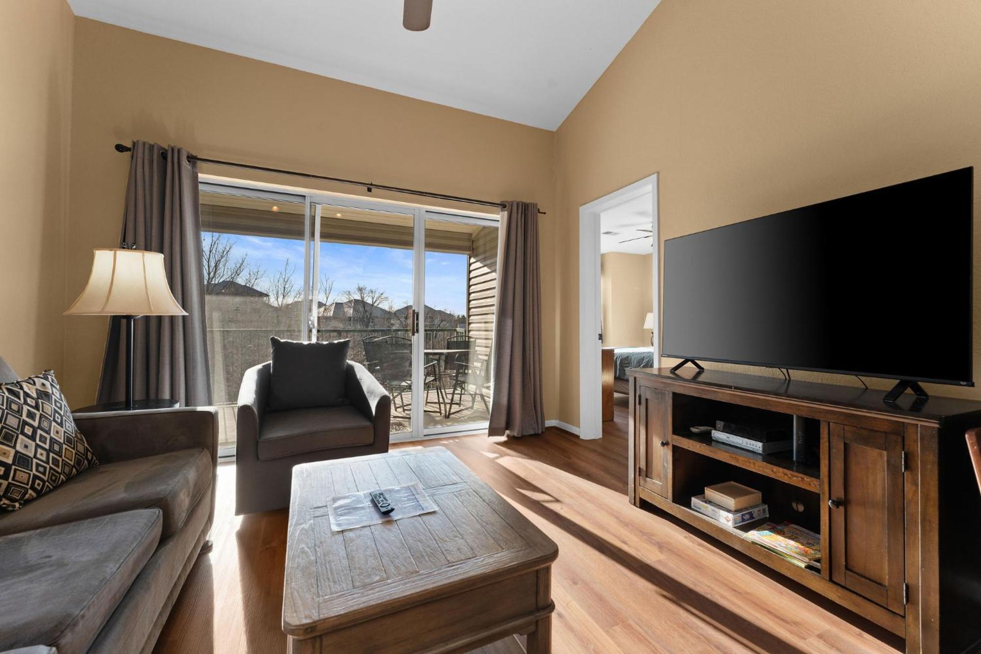 Cozy Top Floor 2Br Condo With View And Amenities!! Point Lookout Zewnętrze zdjęcie